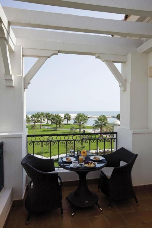 โมเวนพิก อัล โคบาร์ บีช Hotel อัลโคห์บาร์ ภายนอก รูปภาพ