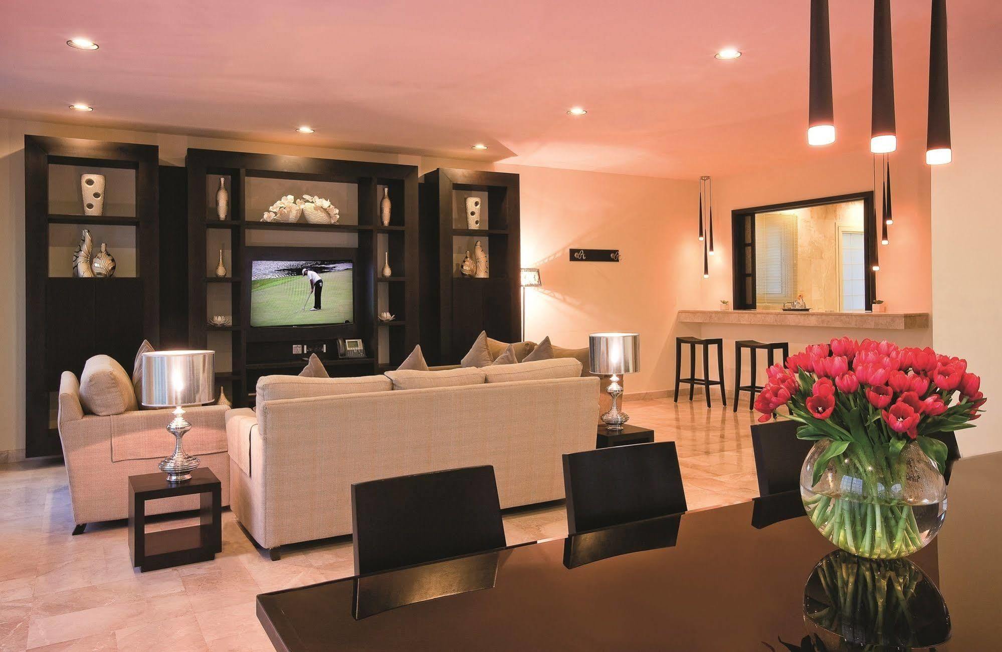 โมเวนพิก อัล โคบาร์ บีช Hotel อัลโคห์บาร์ ภายนอก รูปภาพ